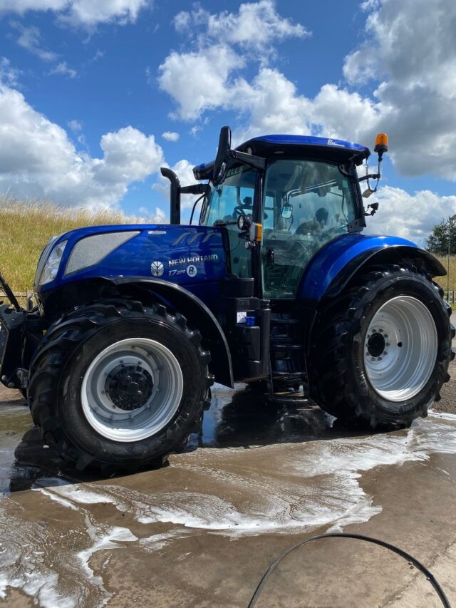 NEW HOLLAND T7.270 AUTO COMMAND