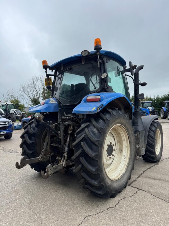 NEW HOLLAND T6.140 ELECTRO COMMAND