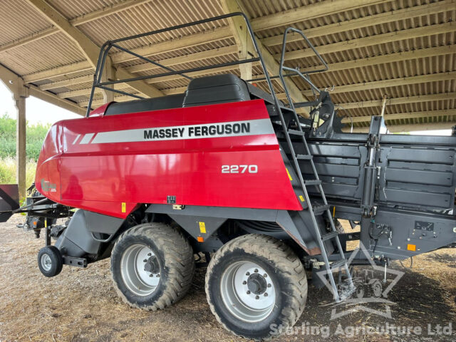Massey Ferguson 2270 Baler