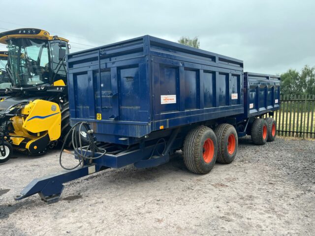 WOOTON 8 TON SCISSOR LIFT TRAILERS