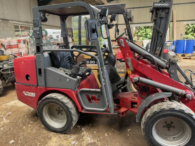 Weidemann 1240LP Compact Loader