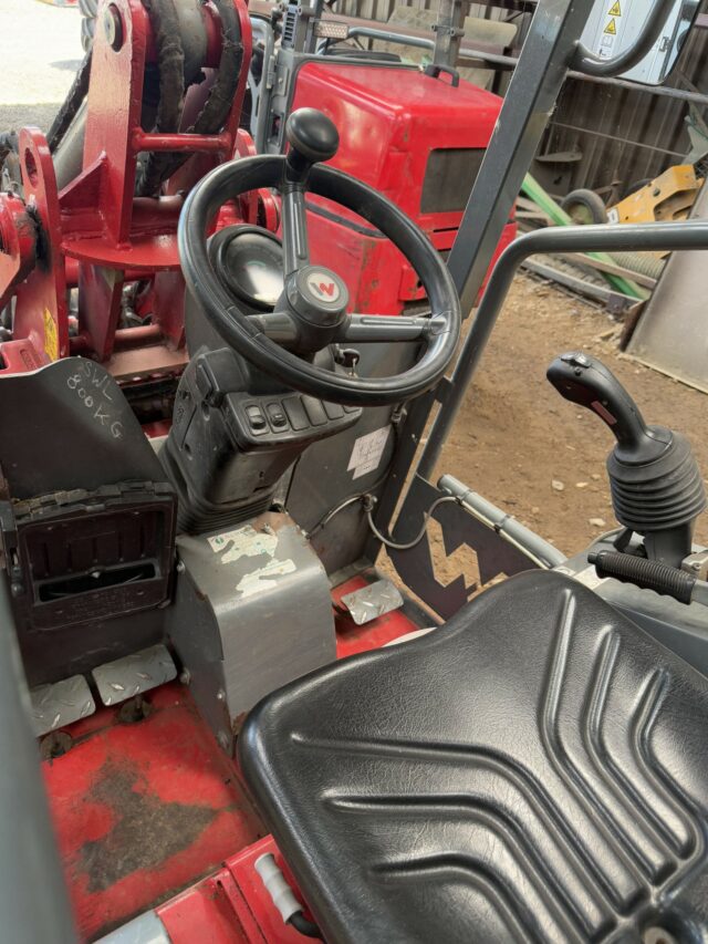 Weidemann 1240LP Compact Loader