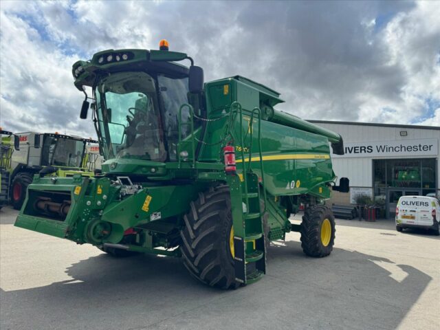 John Deere T670I HILLMASTER