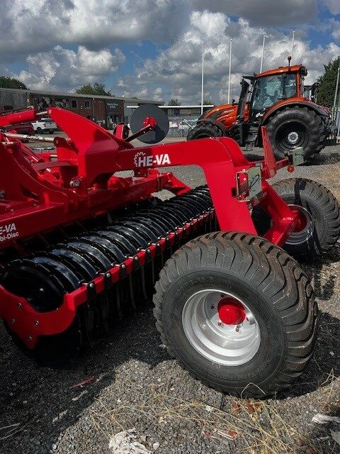 2M041253 DEMO HEVA 3M COMBI DISC