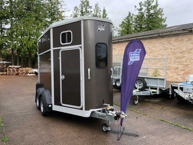 GM036934 IFOR WILLIAMS HB06R HORSEBOX