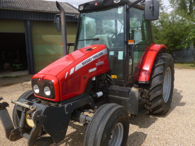 Massey Ferguson 5455