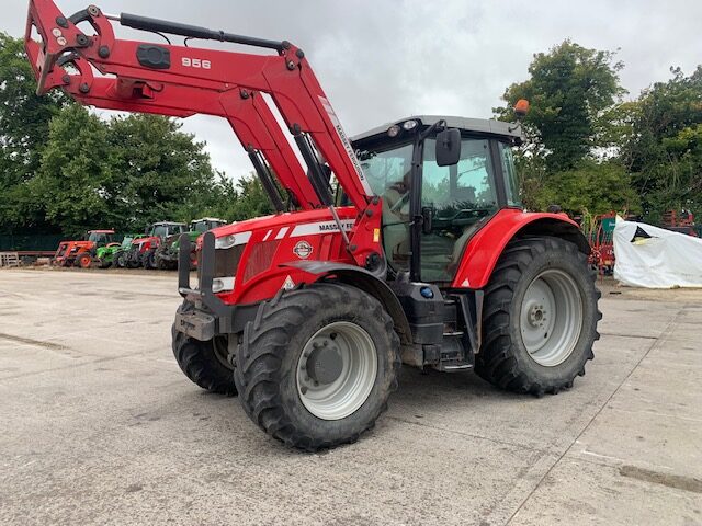 TA04478E 2016 MF6616 EFD6 4WD TRACTOR