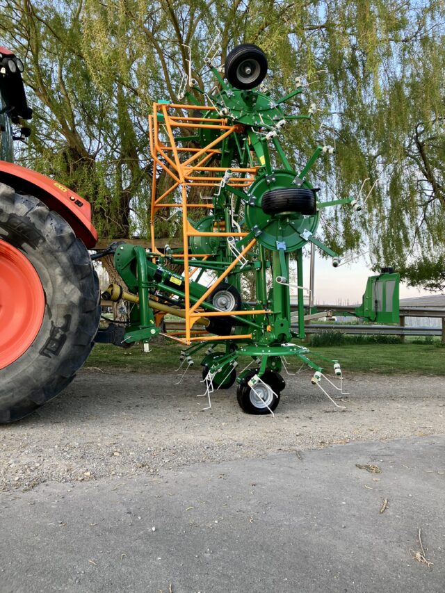 New Malone Tedd-Air 840 tedder