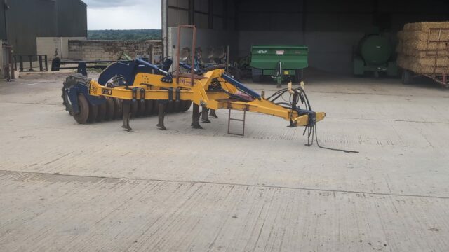 One- Used TWB 3.25m Trailed HD subsoiler