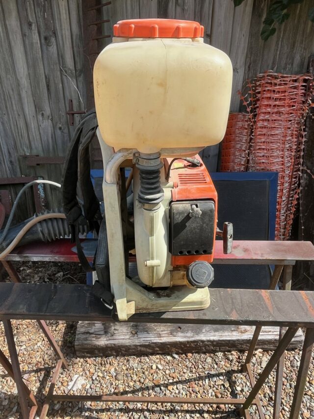 Sthil SR400 Backpack mist blower
