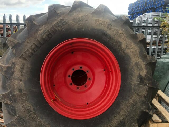 MA00813A FENDT FRONT & REAR WHEELS