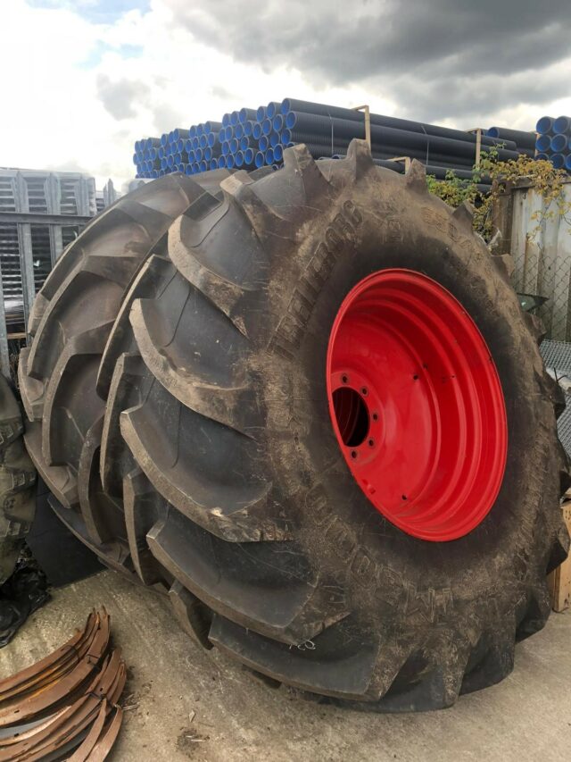 MA00813A FENDT FRONT & REAR WHEELS