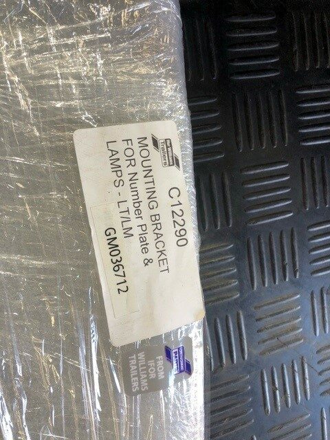 GM036712 IFOR WILLIAMS C12290 BRACKET
