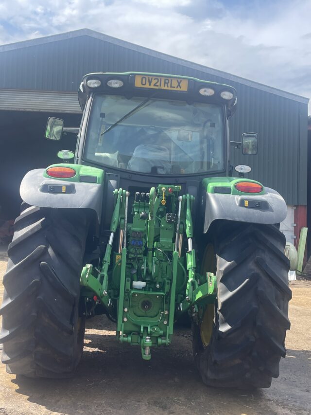 John Deere 6155 R tractor