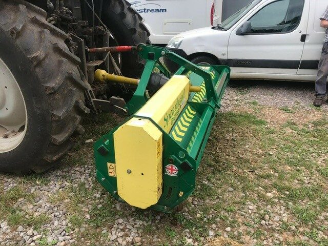 TB03757A 2007 SPEARHEAD FLAIL TOPPER.