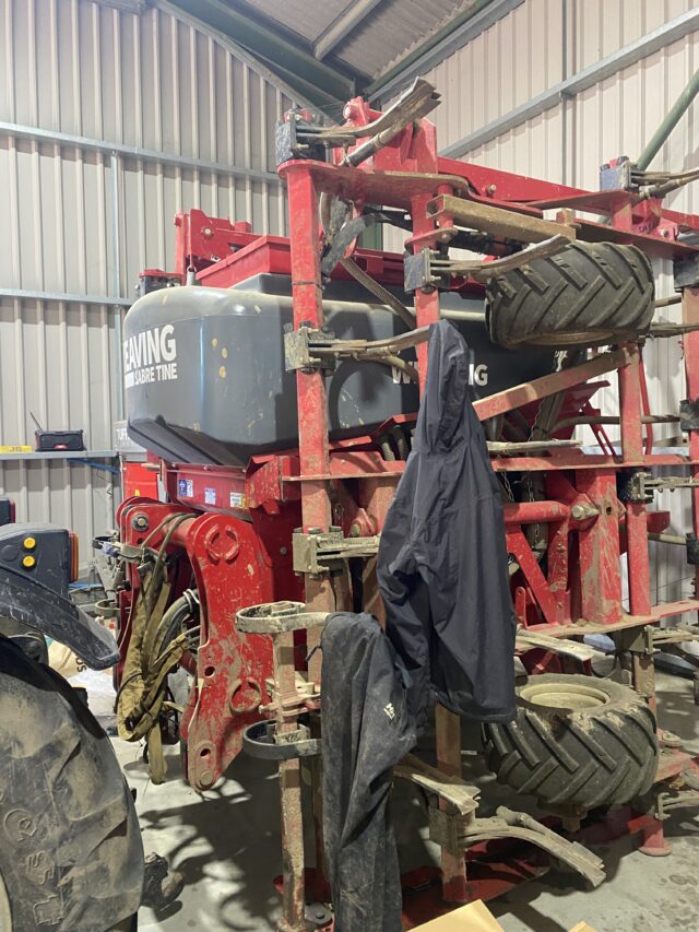 Weaving Sabre Tine Drill