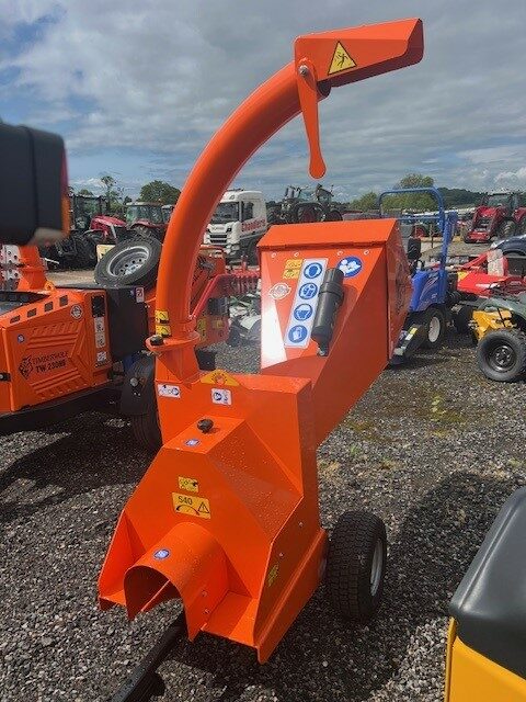 2M040959 TIMBERWOLF TW100G WOODCHIPPER