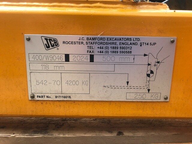 HM68161A JCB QFIT HEADSTOCK & TINES