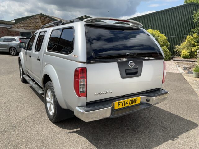 NISSAN NAVARA 2.5 TEKNA