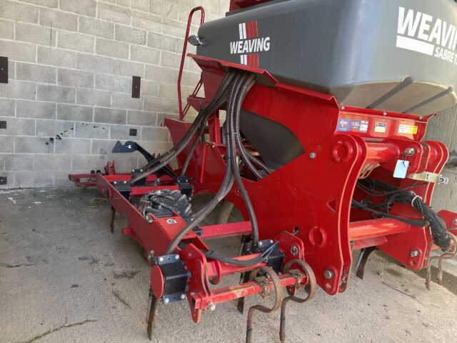 Weaving sabre tine drill