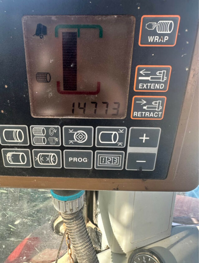 2012 John Deere 644 premium baler