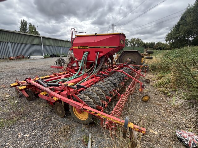 Vaderstad 600F drill
