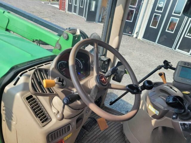 John Deere 6930 Premium AP – 2011