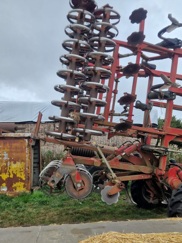 One-  2013 Horsch Terrano FM 7m