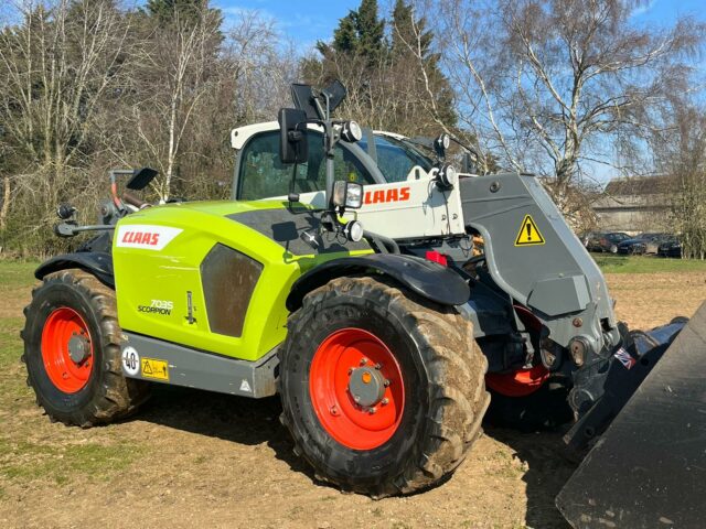 One- 2016 Claas 7035 Scorpion VarioPower