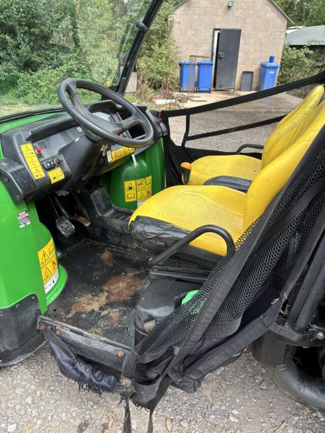 John Deere Gator XUV 855D