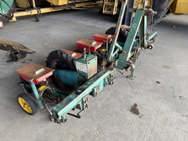 6 Row Beet Drill