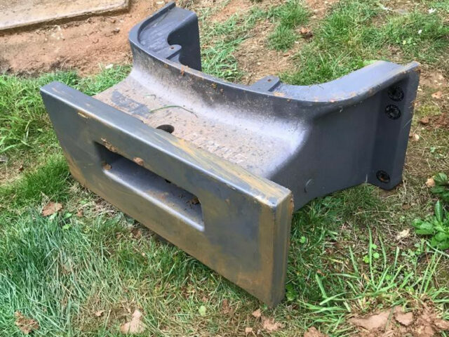 CLAAS ARION 400 TOMBSTONE WEIGHT
