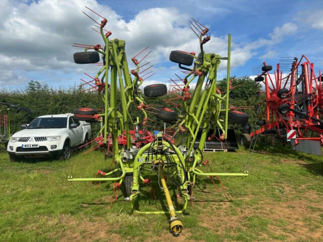CLAAS VOLTO 870