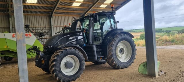 One- 2019 Valtra T234 Direct