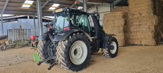 One- 2019 Valtra T234 Direct