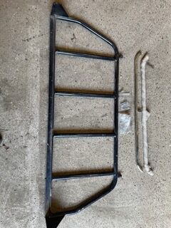 Nissan Navara rear body guard frame