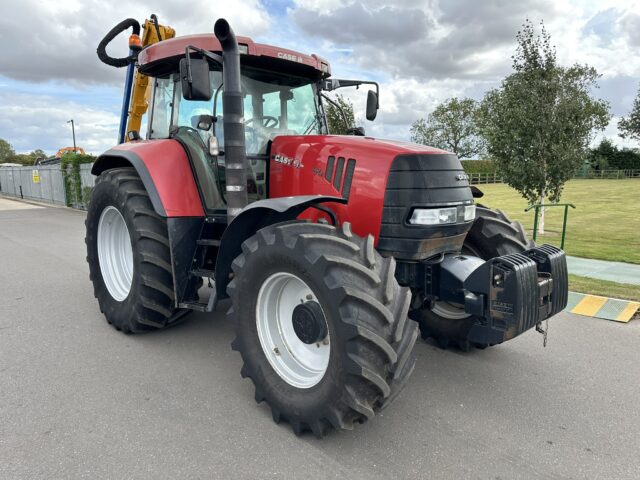 CASE IH 140 CVX (2011) WITH BOMFORD