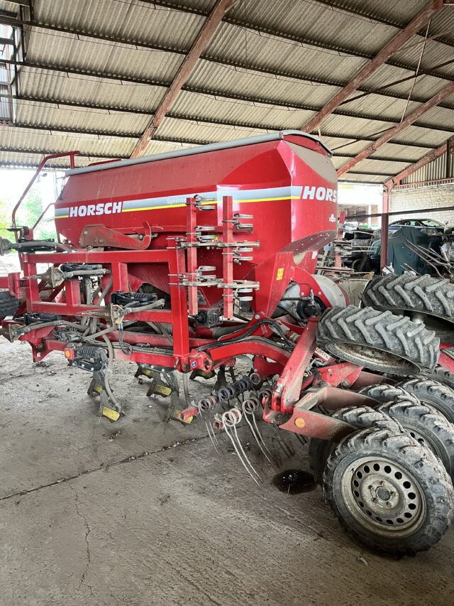 Horsch Sprinter 4 metre drill