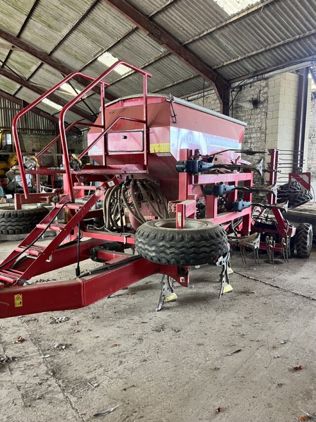 Horsch Sprinter 4 metre drill