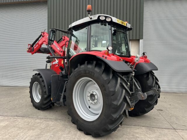 MASSEY FERGUSON 6716S