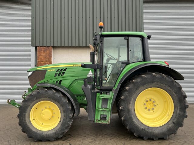 JOHN DEERE 6150M