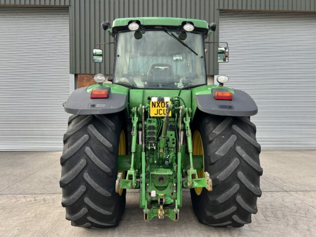 JOHN DEERE 7820