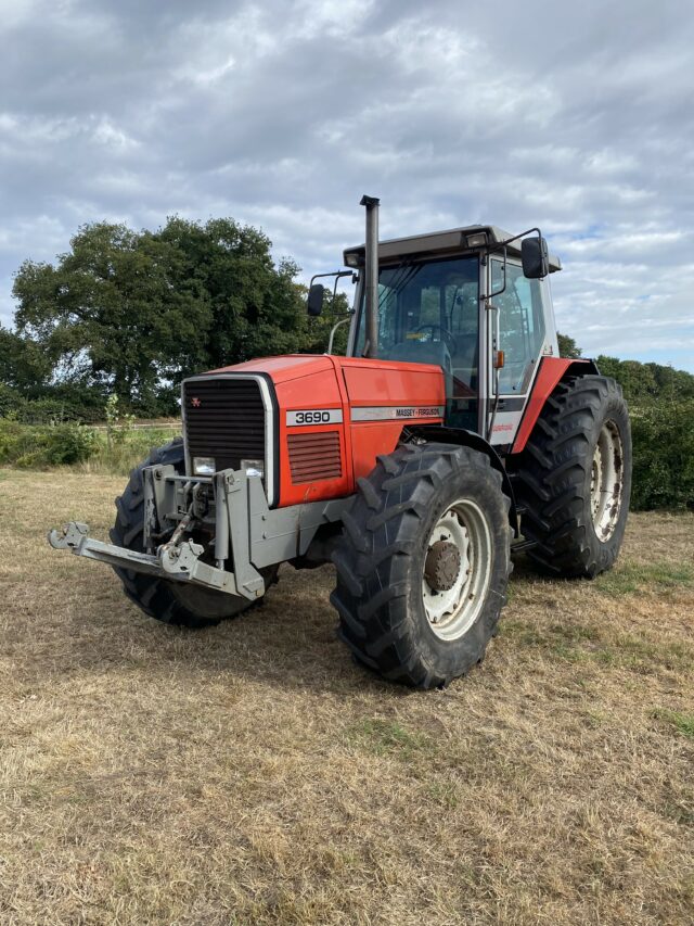 1992 Massey ferguson 3690