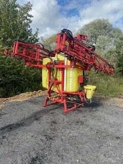 Vicon Rau mounted sprayer
