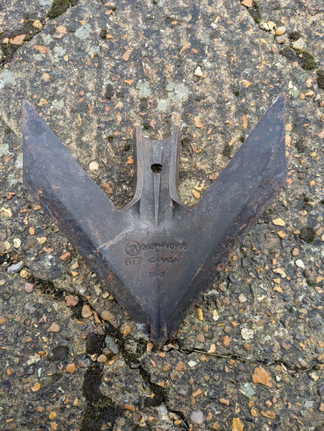 Bourgault sweep points