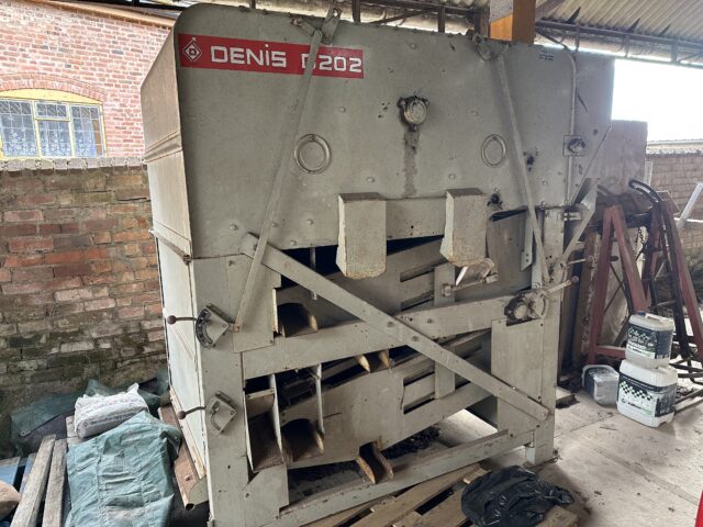 Denis D202 Grain Cleaner
