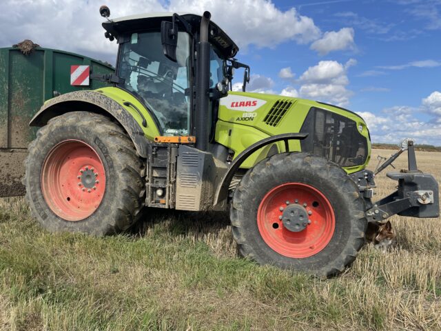 Claas axion 830