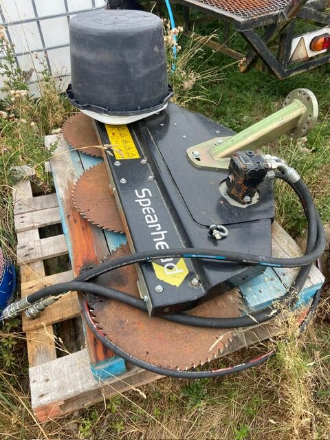 TA004865 SPEARHEAD TRISAW HEDGECUTTER