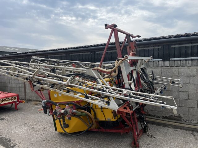 Frazier Agribuggy  de mount sprayer