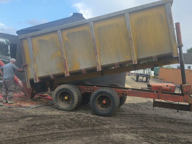 13/14 tonne aluminium grain trailer